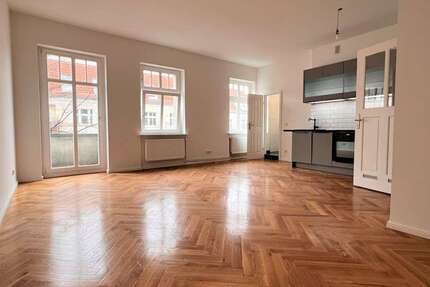 Wohnung Berlin Friedrichshain-Kreuzberg - 4 Zimmer, 99 m&sup2;, 499.000&euro; | Angebot:26026275