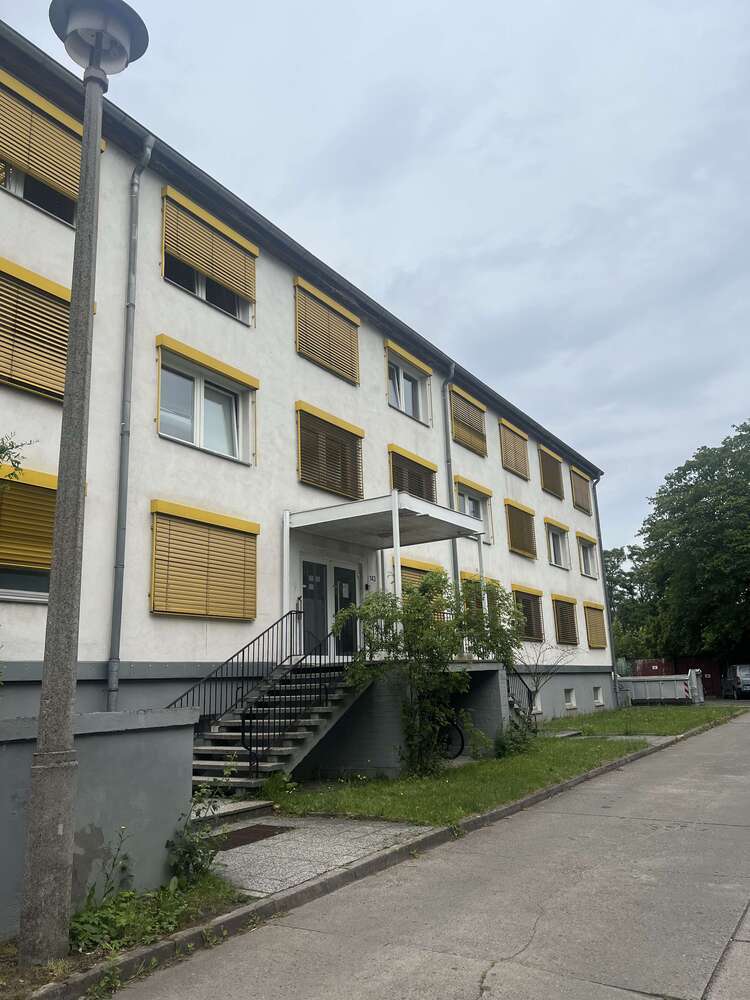 Büro in Berlin 246,55 € 23.06 m²
