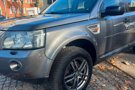 Land Rover Freelander 186.326 km 7.890 € Berlin - Tempelhof 12107