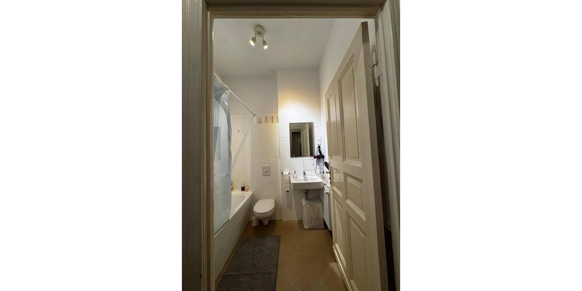 Etagenwohnung Berlin Treptow-Köpenick - 2 Zimmer, 60 m&sup2;, 1.300&euro; | Angebot:26693585