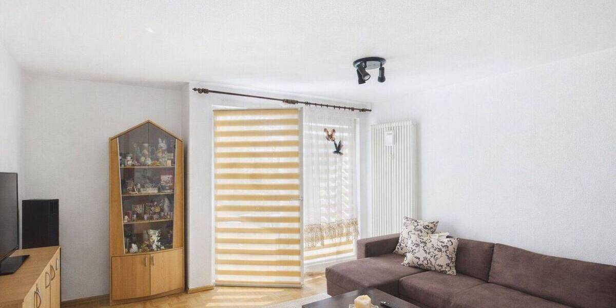 Etagenwohnung Berlin Lichtenberg - 2 Zimmer, 46 m&sup2;, 230.000&euro; | Angebot:25985474