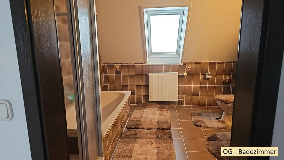 Einfamilienhaus Berlin Spandau - 9 Zimmer, 245 m&sup2;, 829.000&euro; | Angebot:27130464