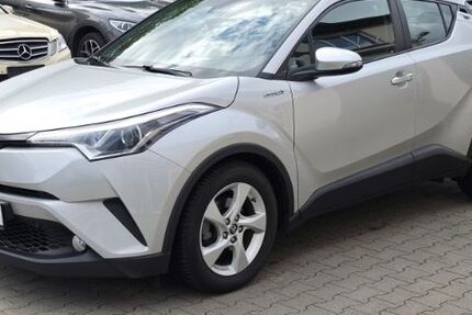 Toyota C-HR 69.850 km 17.680 &euro; Berlin 12247