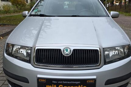 Skoda Fabia 103.901 km 2.999 € Berlin 12349