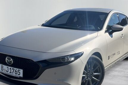 Mazda 3 1.731 km 28.490 &euro; Berlin 12247