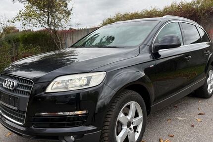 Audi Q7 183.364 km 7.450 € Berlin 10247
