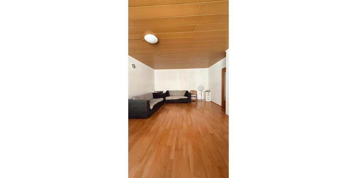 Etagenwohnung Berlin Marzahn-Hellersdorf - 2 Zimmer, 1 m&sup2;, 1.100&euro; | Angebot:26315872