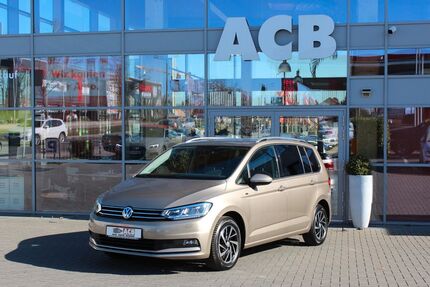 VW Touran 73.900 km 21.800 &euro; Berlin 12623