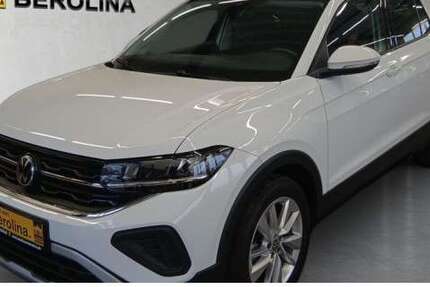 VW T-Cross 9.994 km 25.888 &euro; Berlin 12105