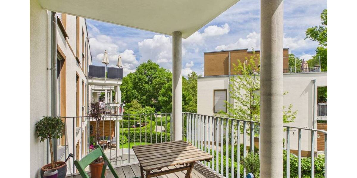 Etagenwohnung Berlin Marienfelde - 3 Zimmer, 93 m&sup2;, 2.200&euro; | Angebot:26684242