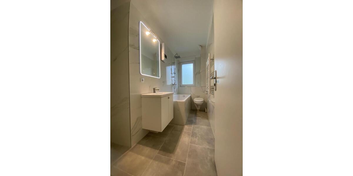 Hochparterre Berlin Spandau - 2 Zimmer, 60 m&sup2;, 225.000&euro; | Angebot:27162868