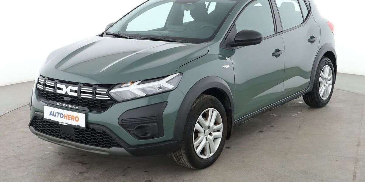 Dacia Sandero 27.891 km 14.110 &euro; Berlin 14059