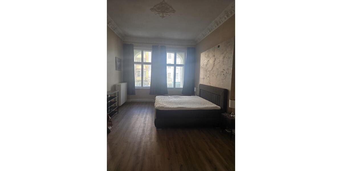 Etagenwohnung Berlin Charlottenburg-Wilmersdorf - 4 Zimmer, 125 m&sup2;, 2.950&euro; | Angebot:26237476