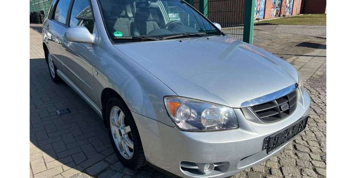 Kia Cerato 65.000 km 3.290 &euro; Berlin 13086