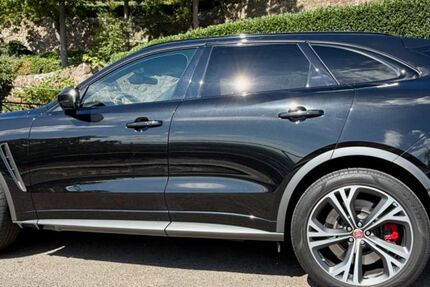 Jaguar F-Pace 84.683 km 39.900 &euro; Berlin 13585