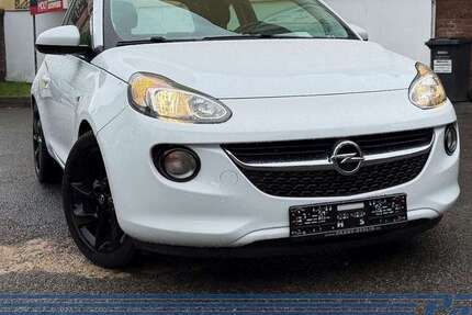 Opel Adam 83.047 km 8.990 &euro; Berlin - Pankow 13187