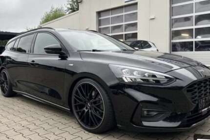 Ford Focus 133.000 km 15.990 &euro; Mittenwalde 15749