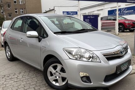 Toyota Auris 109.123 km 9.890 &euro; Berlin 10625