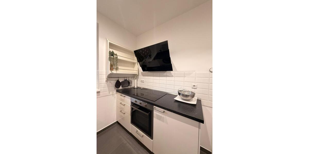 Etagenwohnung Berlin Charlottenburg-Wilmersdorf - 3 Zimmer, 68 m&sup2;, 1.500&euro; | Angebot:26678187