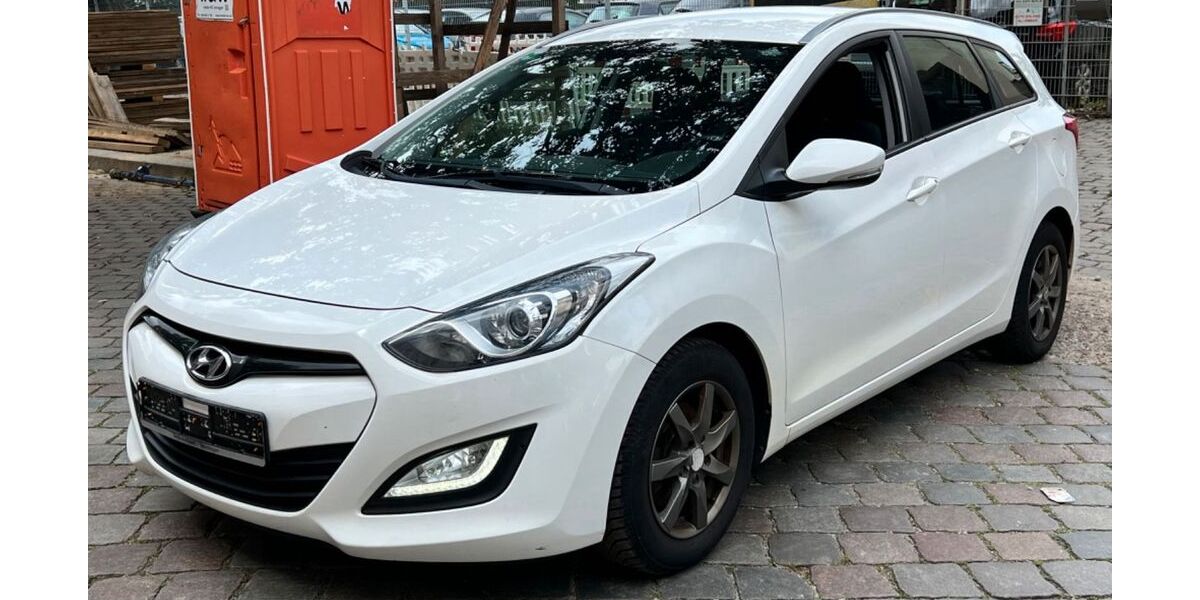 Hyundai i30 255.000 km 3.800 &euro; Berlin 13359