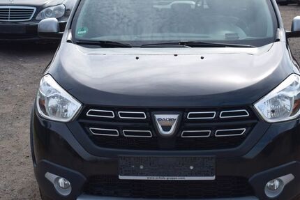 Dacia Lodgy 216.000 km 8.299 &euro; Berlin 13597