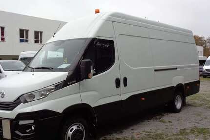 IVECO Daily 300.000 km 12.800 € Berlin 12683