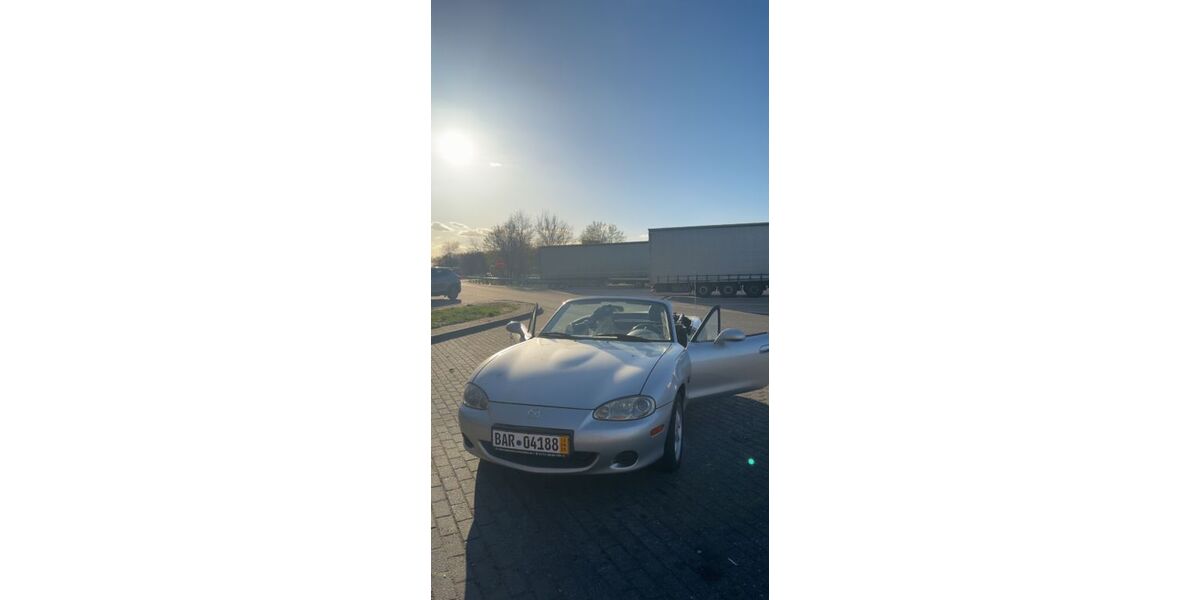 Mazda MX-5 93.000 km 8.300 &euro; Bernau 16321