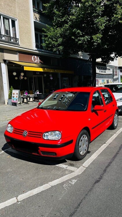 VW Golf 212.000 km 1.400 € Berlin 10178