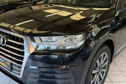 Audi Q7 173.000 km 32.800 &euro; Berlin 13158