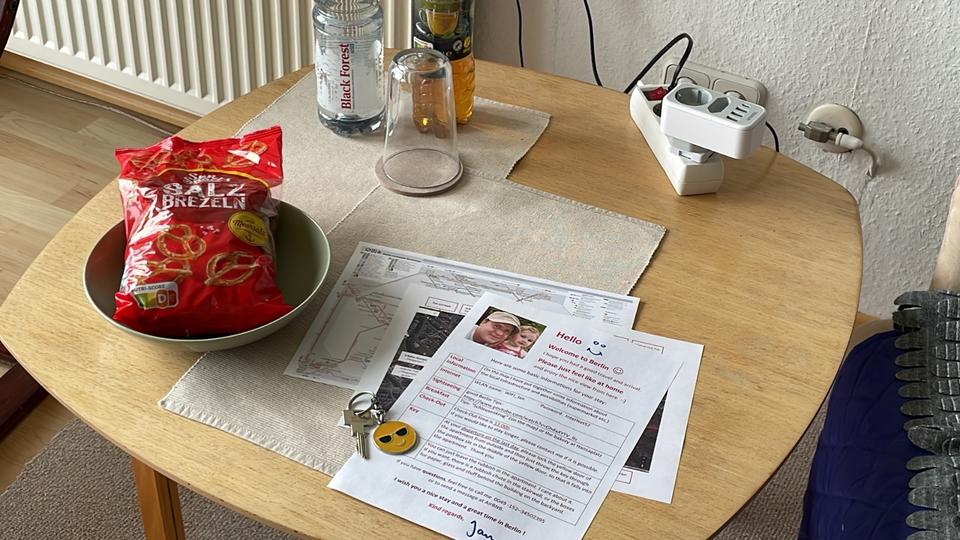 Etagenwohnung Berlin Mitte - 1 Zimmer, 34 m&sup2;, 1.550&euro; | Angebot:25995337