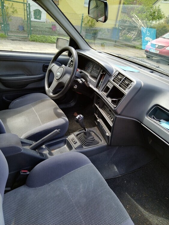 Ford Siera 96.000 km 2.000 € Berlin 10178