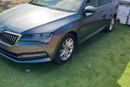 Skoda Superb 194.000 km 12.900 &euro; Blankenfelde-Mahlow 15831