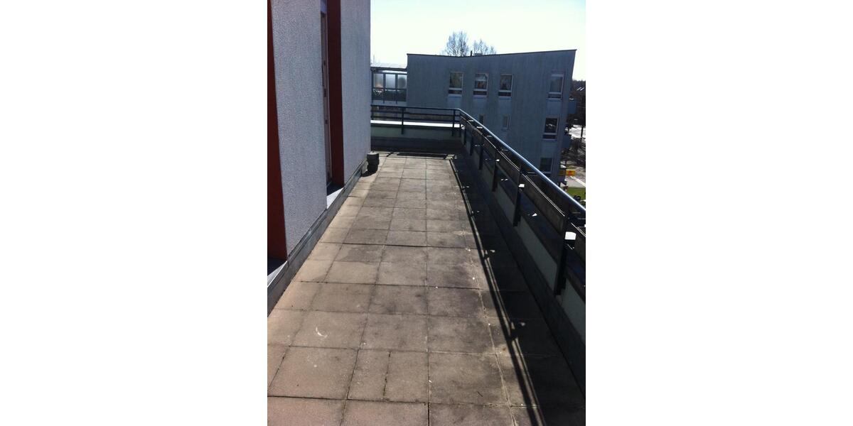 Dachgeschoßwohnung Berlin Neukölln - 3 Zimmer, 74 m&sup2;, 1.000&euro; | Angebot:24849990