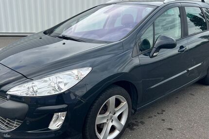 Peugeot 308 223.000 km 2.499 &euro; Berlin 12057