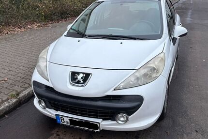 Peugeot 207 199.000 km 2.900 &euro; Berlin 12489