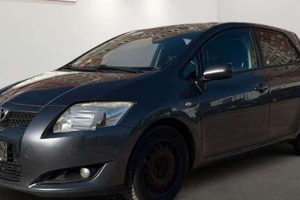 Toyota Auris 214.691 km 2.199 &euro; Berlin 12681