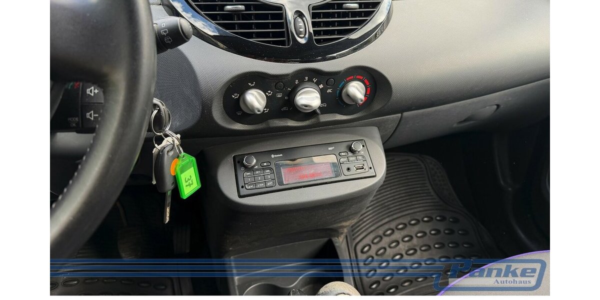 Renault Twingo Paris 1.2*USB*Radio*Tempo*Klima*1Hand*8R 112.953 km 3.490 &euro; Berlin 13187
