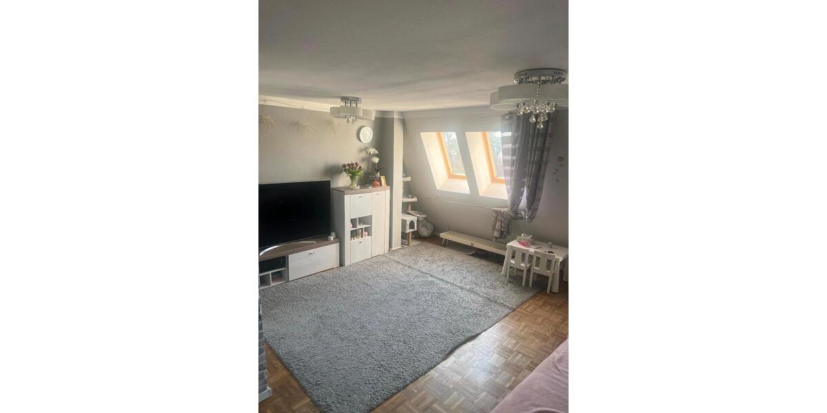 Dachgeschoßwohnung Berlin Spandau - 3 Zimmer, 80 m&sup2;, 1.200&euro; | Angebot:25810256