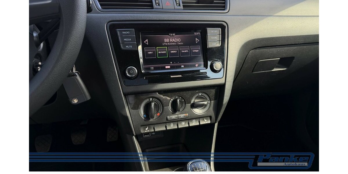 Skoda Rapid Cool*SHZ*PDC*Klima*USB*Touch*1-Hand* 93.530 km 8.890 &euro; Berlin 13187