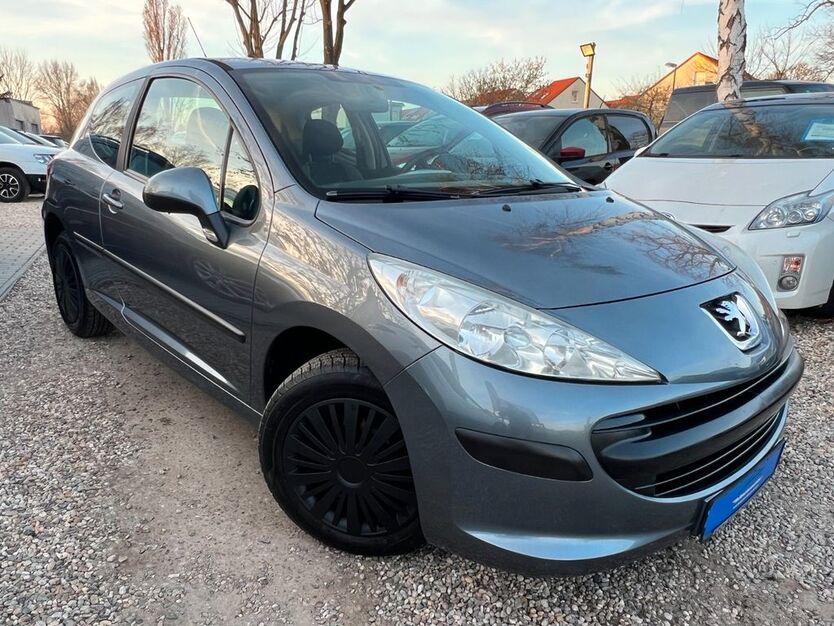 Peugeot 207 134.294 km 2.490 € Berlin 13089