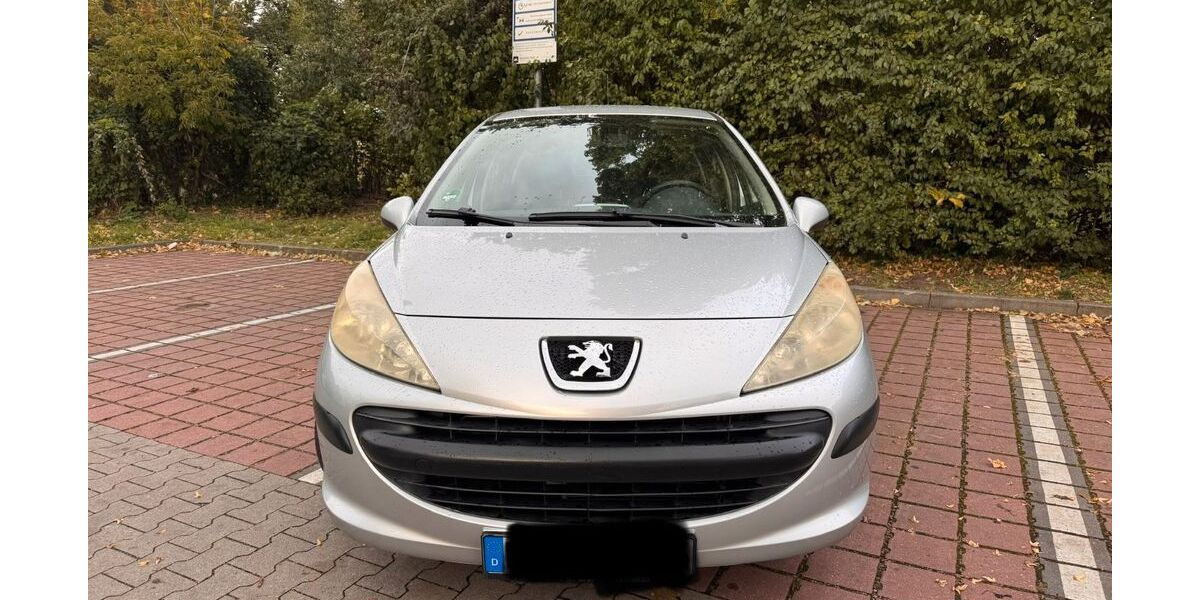 Peugeot 207 152.420 km 3.150 &euro; Berlin 12157