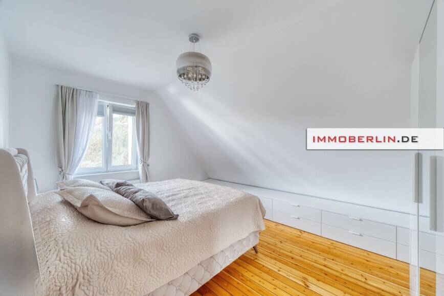 Einfamilienhaus Berlin Wittenau - 8 Zimmer, 178 m&sup2;, 1.499.000&euro; | Angebot:26568902