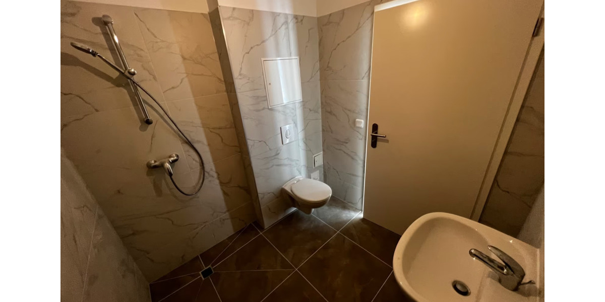 Erdgeschoßwohnung Potsdam - 2 Zimmer, 43 m&sup2;, 909&euro; | Angebot:24591324