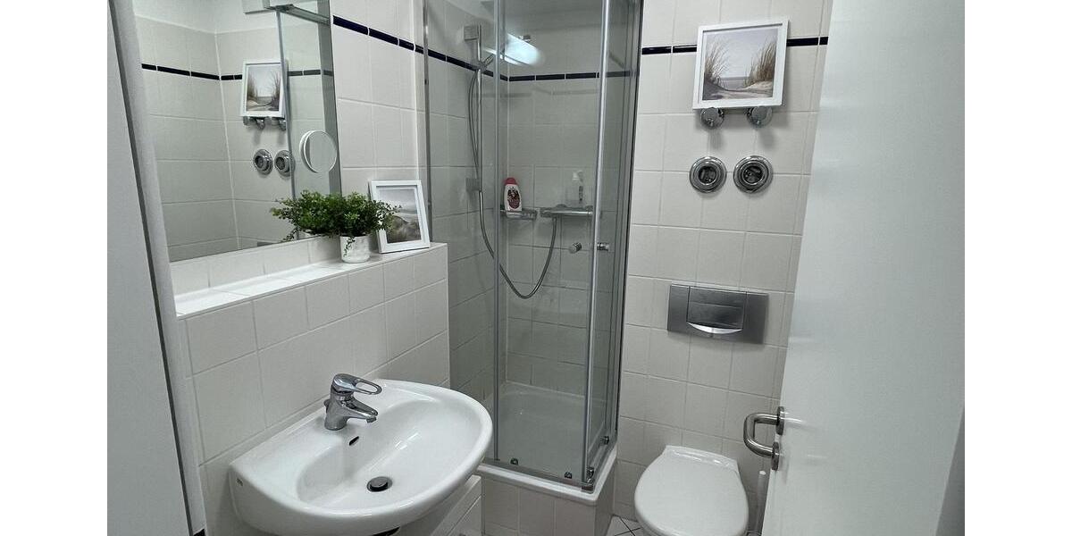 Erdgeschoßwohnung Berlin - 3 Zimmer, 71 m&sup2;, 1.950&euro; | Angebot:26683038