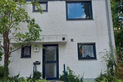 Haus Berlin Steglitz-Zehlendorf - 6 Zimmer, 132 m&sup2;, 680.000&euro; | Angebot:27194886