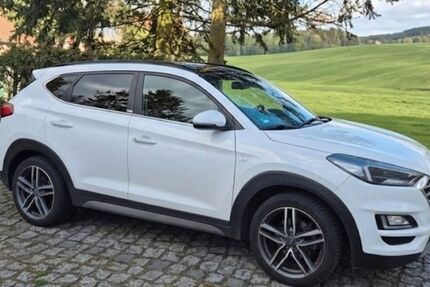 Hyundai TUCSON 59.500 km 17.500 &euro; Berlin 13125