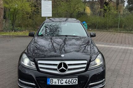 Mercedes-Benz C 250 188.000 km 13.200 &euro; Berlin 12057
