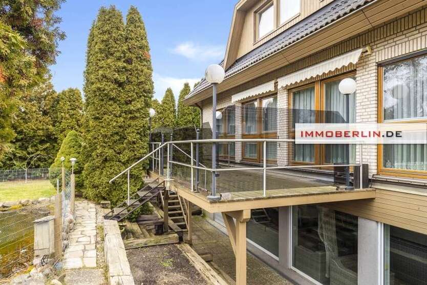 Haus zum Kaufen in Blankenfelde-Mahlow 1.499.000 € 340 m²