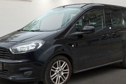 Ford Tourneo Courier 177.359 km 4.199 &euro; Berlin 12681