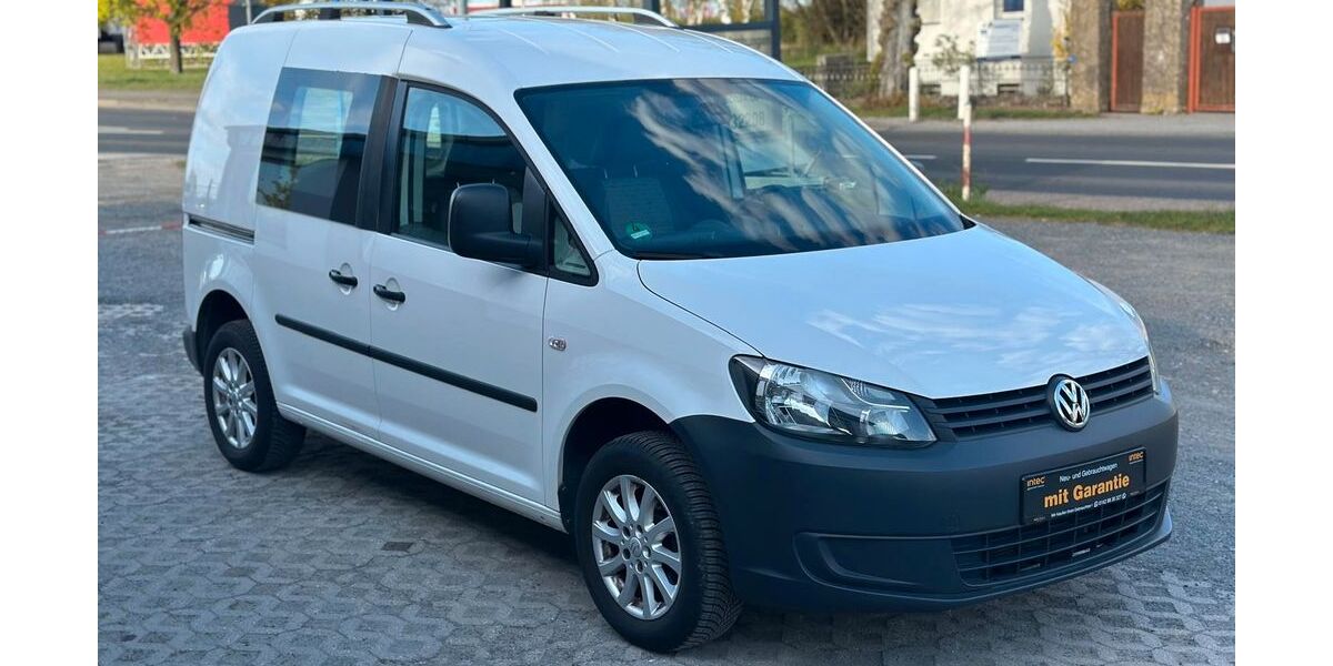 VW Caddy 83.452 km 8.689 &euro; Schönefeld 12529